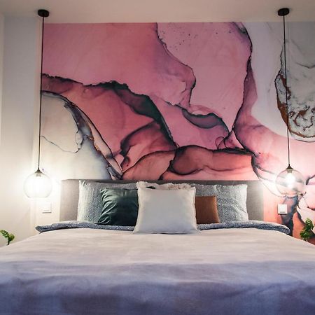 Danubio****2 Bedrooms-Be In The Center Of It All! Budapeszt Zewnętrze zdjęcie
